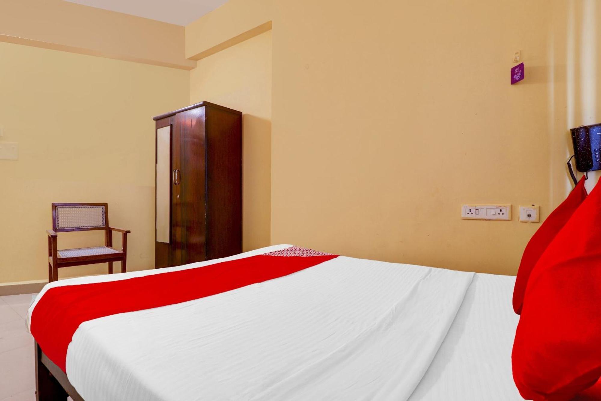 Super Oyo O Vsm Grand 4* Hyderabad